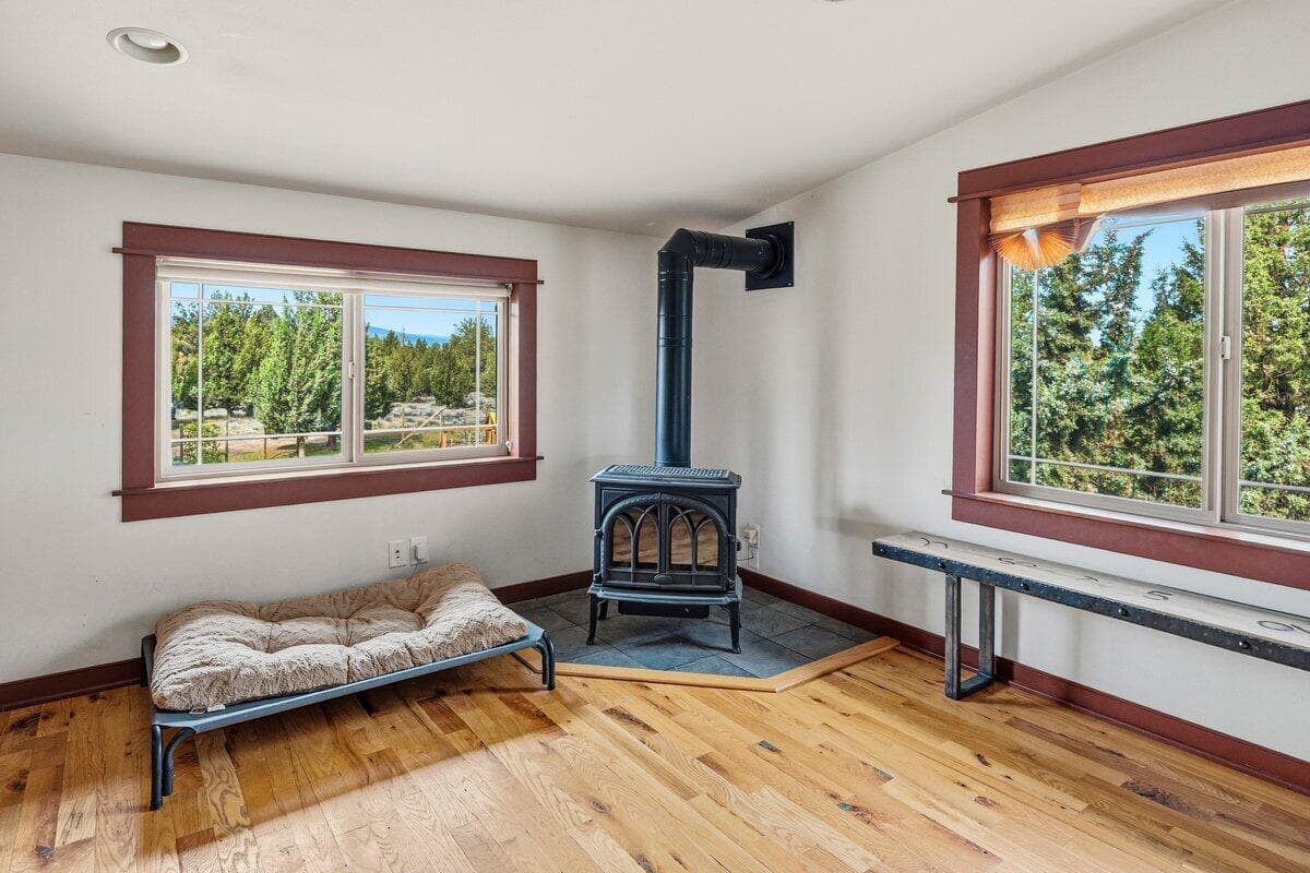 Photo of 10001 Geneva View 4 of 43