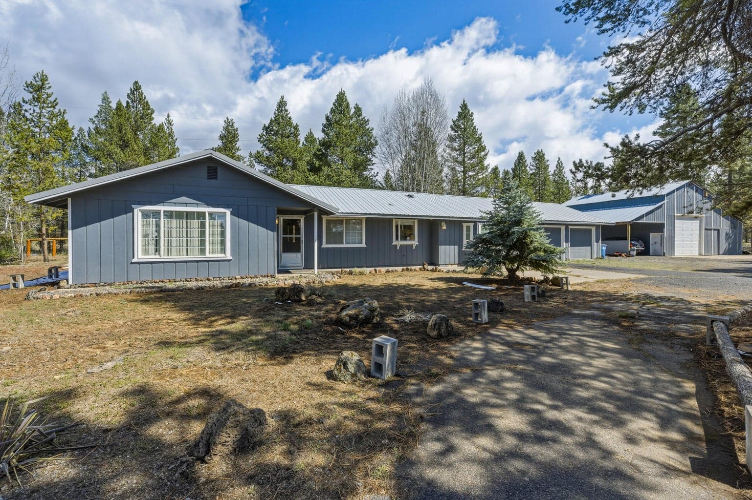 53130 Riverview