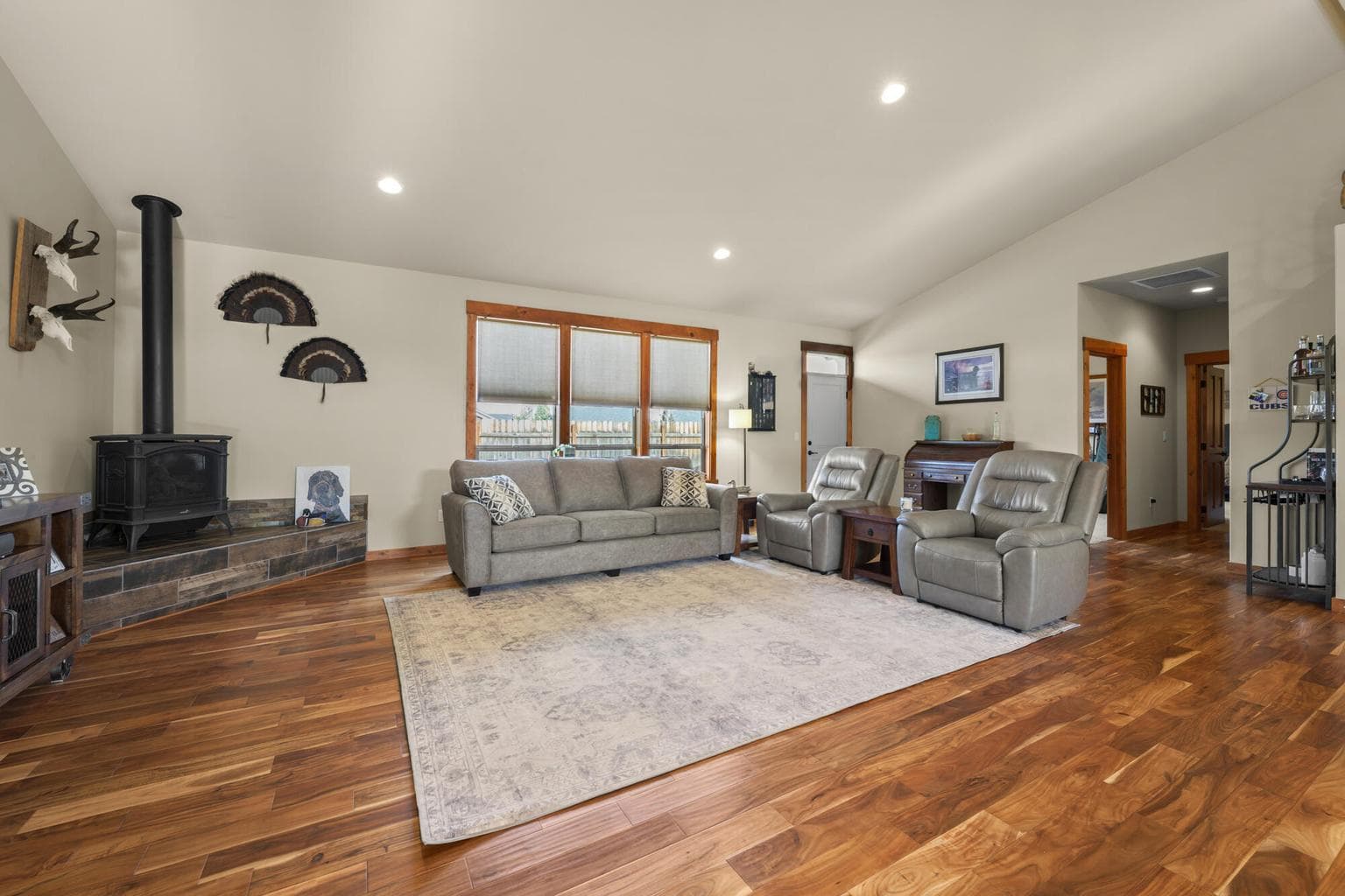 Photo of 220 28th 5 of 30