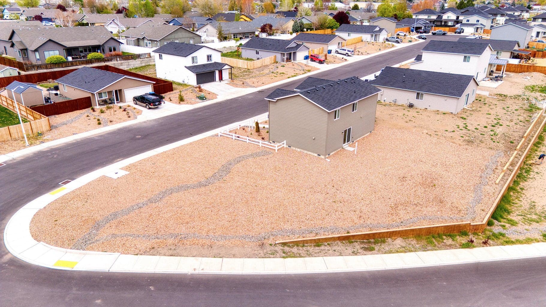 Photo of 1088 Cobbleridge 5 of 40