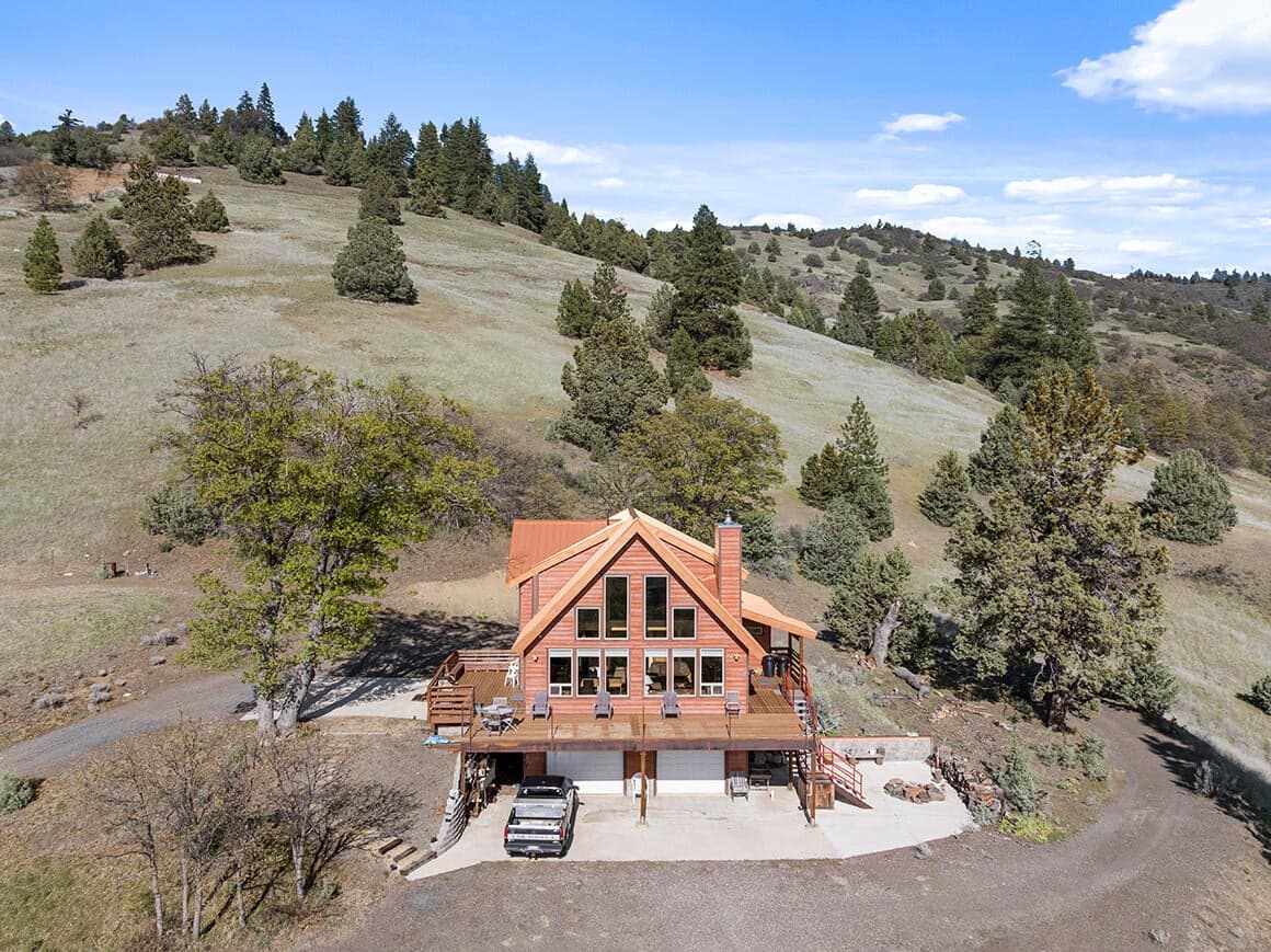 Photo of 12673 Highway 99 3 of 51