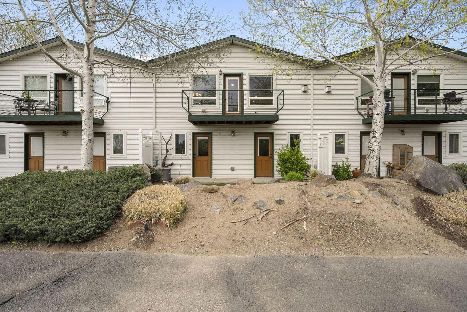 Photo of 438 19th 3 of 29