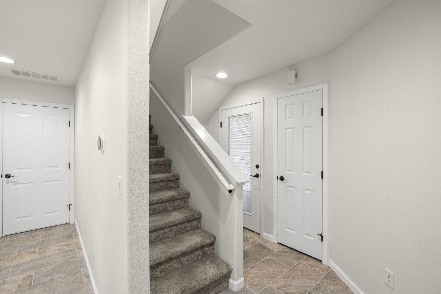 Photo of 438 19th 4 of 29