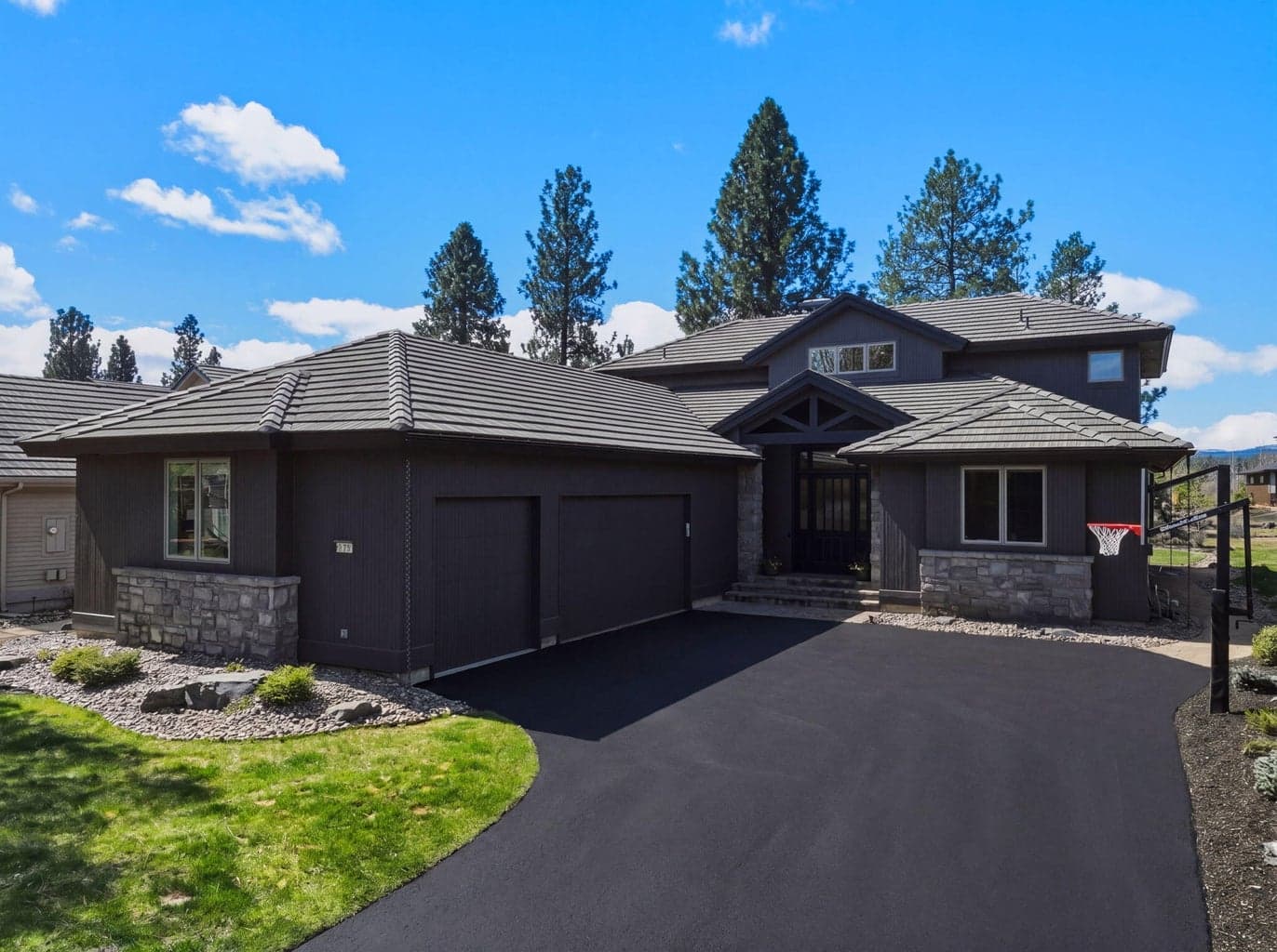 Photo of 61807 Fall Creek 2 of 39