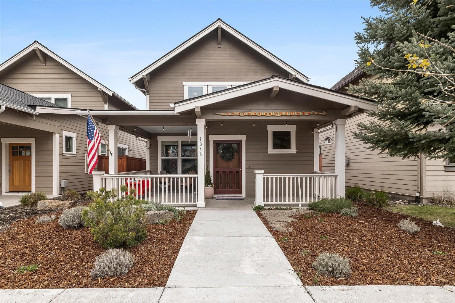 Photo of 1048 Black Butte 2 of 40