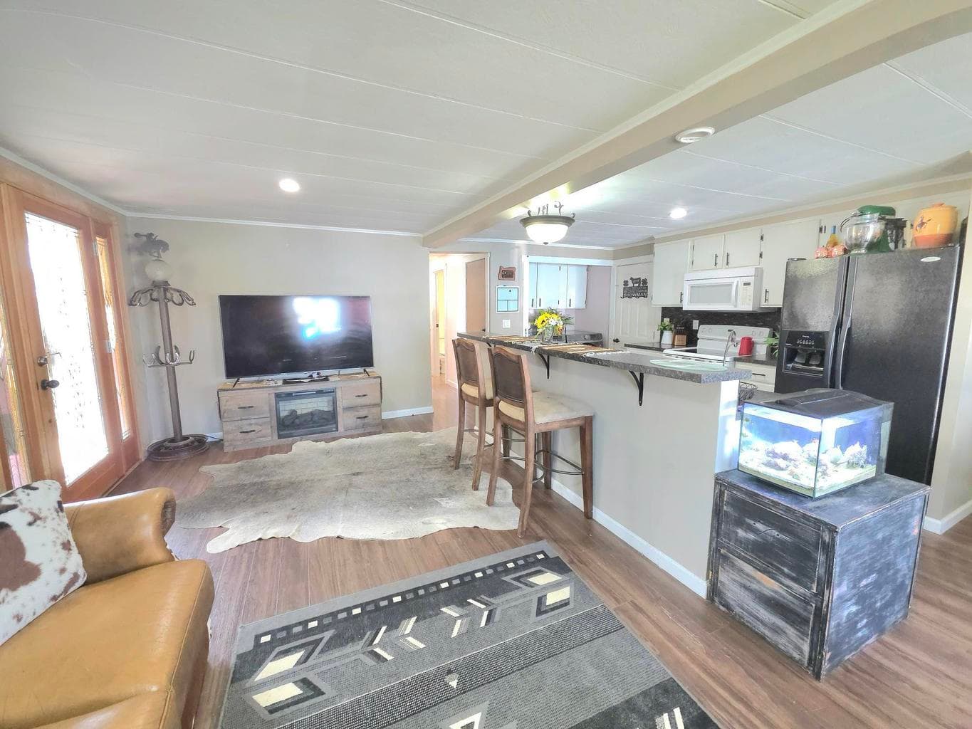Photo of 205 Lynn 4 of 22