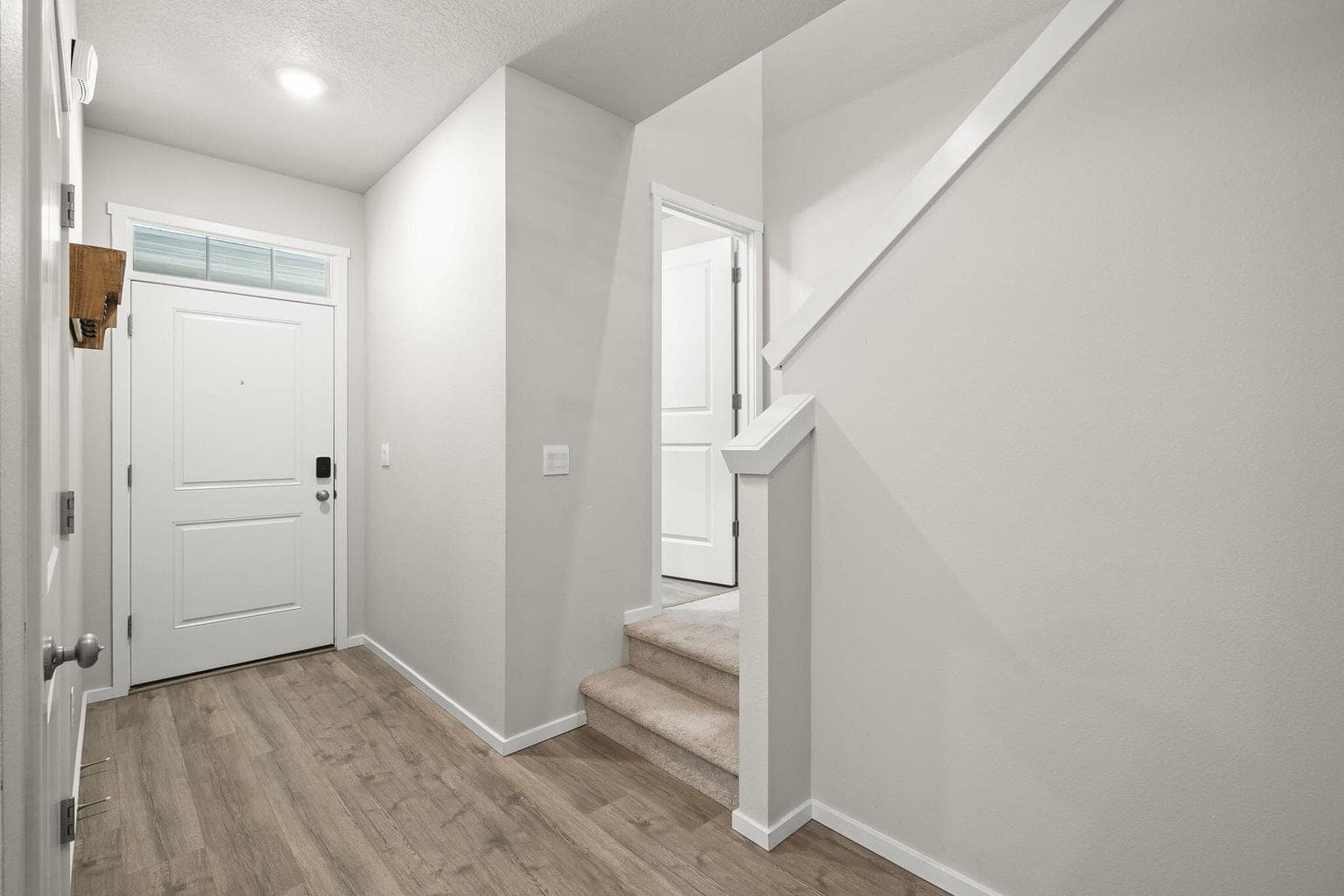 Photo of 20625 Slate 3 of 57