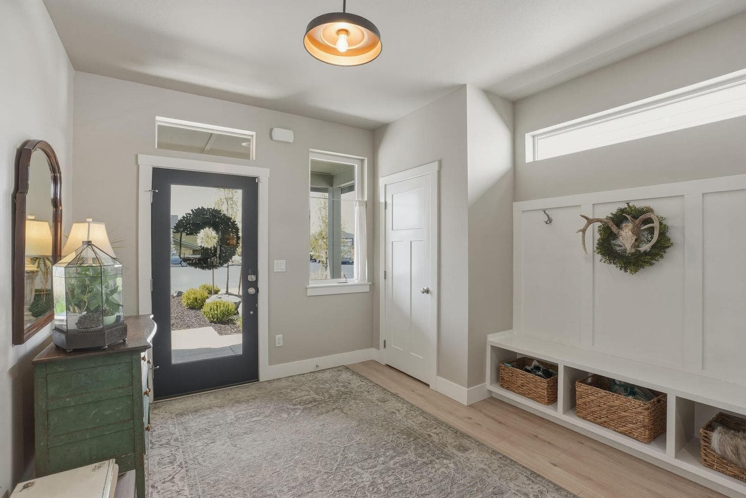 Photo of 20546 Aberdeen 2 of 39