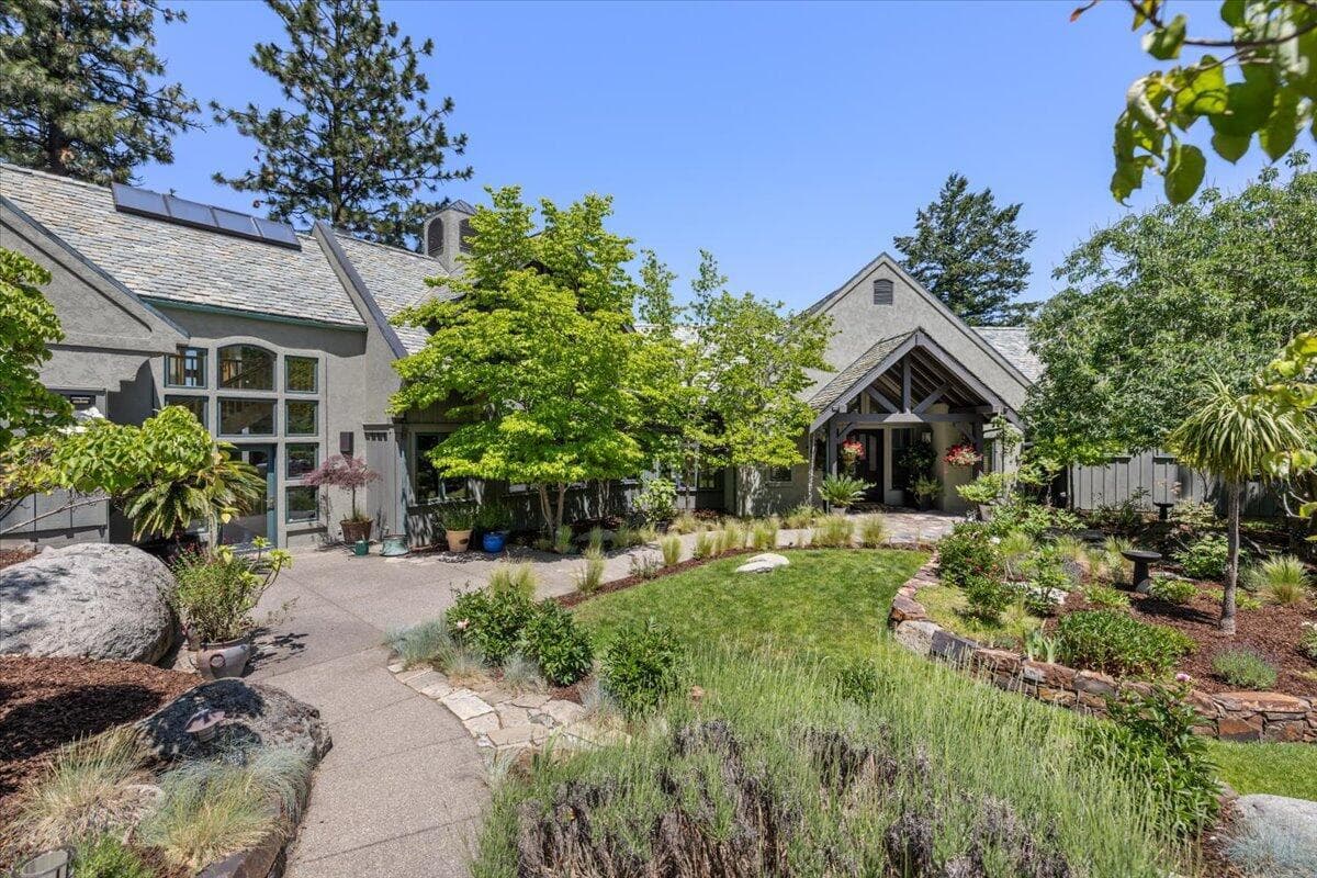 Photo of 500 Ashland Loop 3 of 60