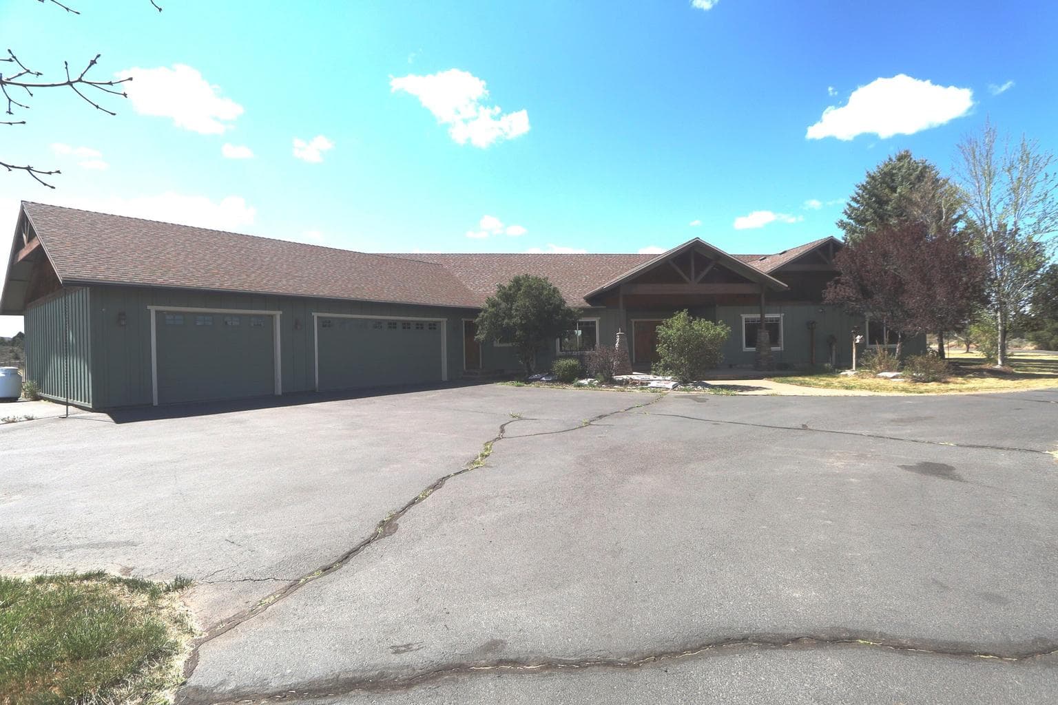 21491 Bear Creek
