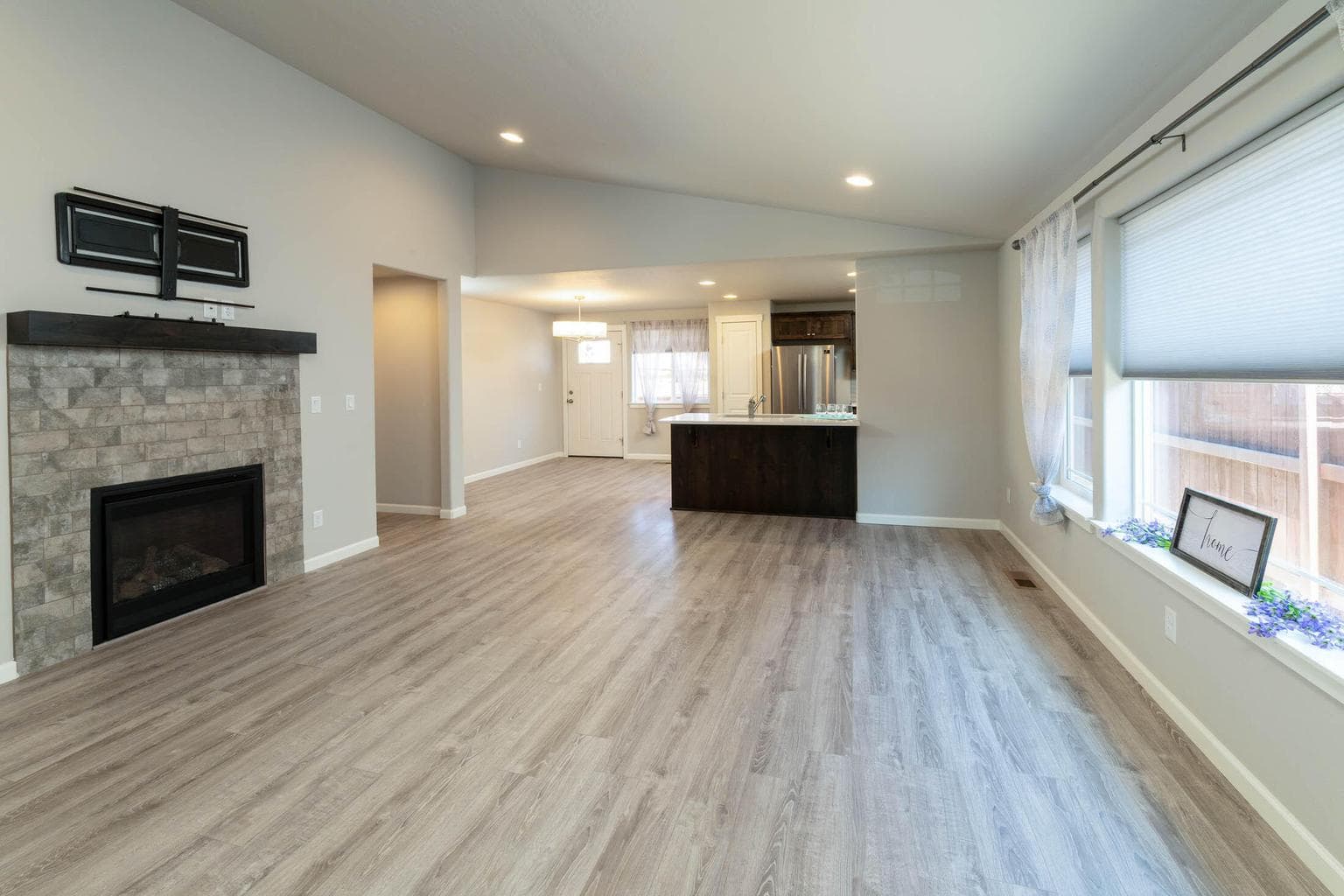Photo of 3035 Cedar 3 of 17