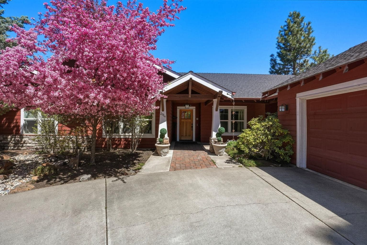 2964 Fairway Heights
