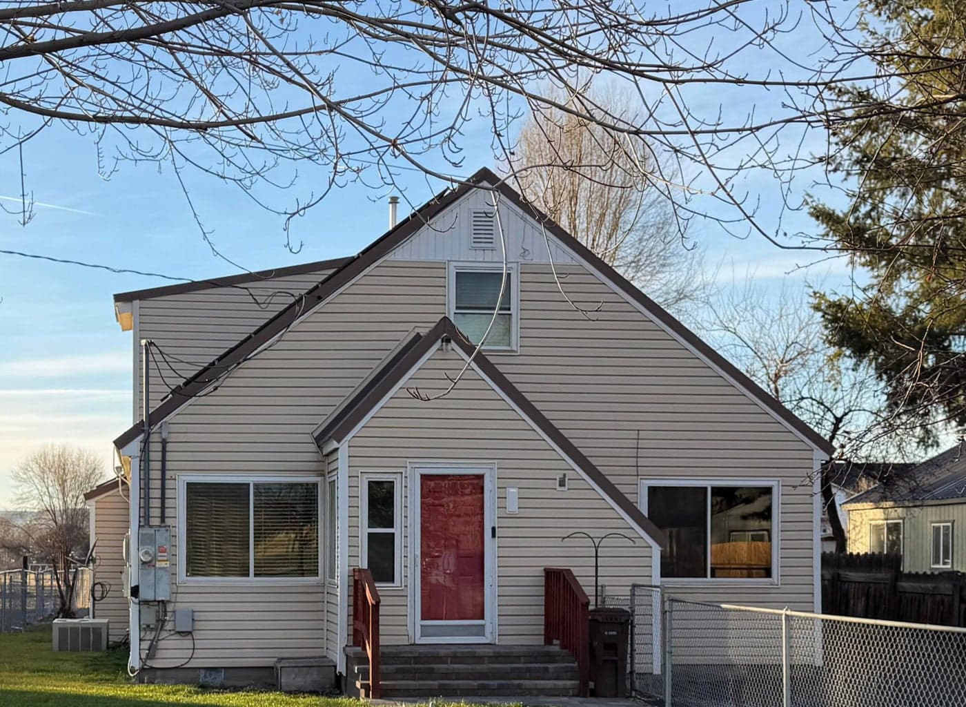 279 Willowdale