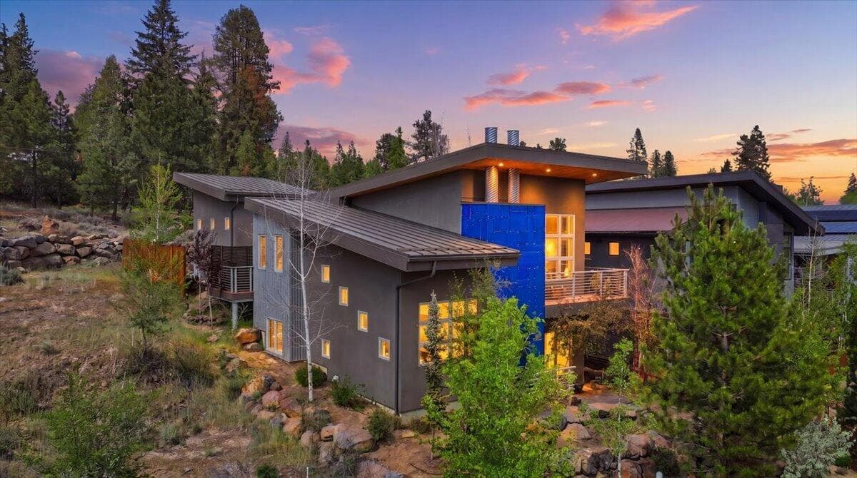 636 Portland
