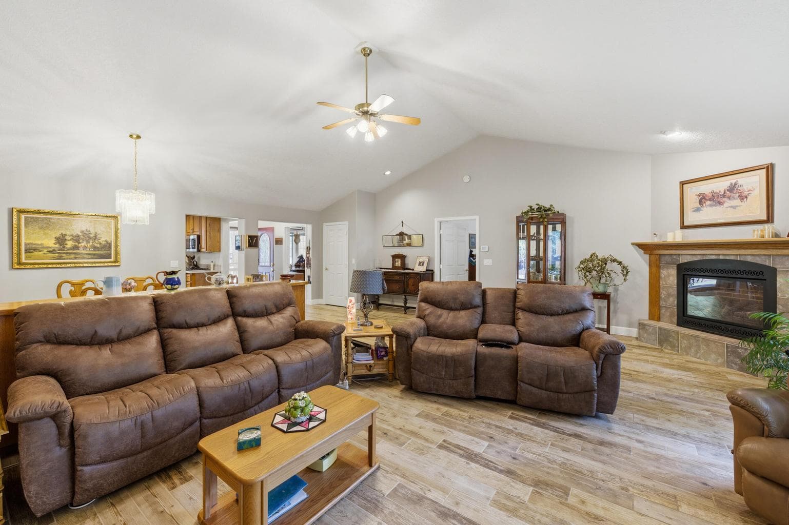 Photo of 51730 Pine Loop 4 of 51