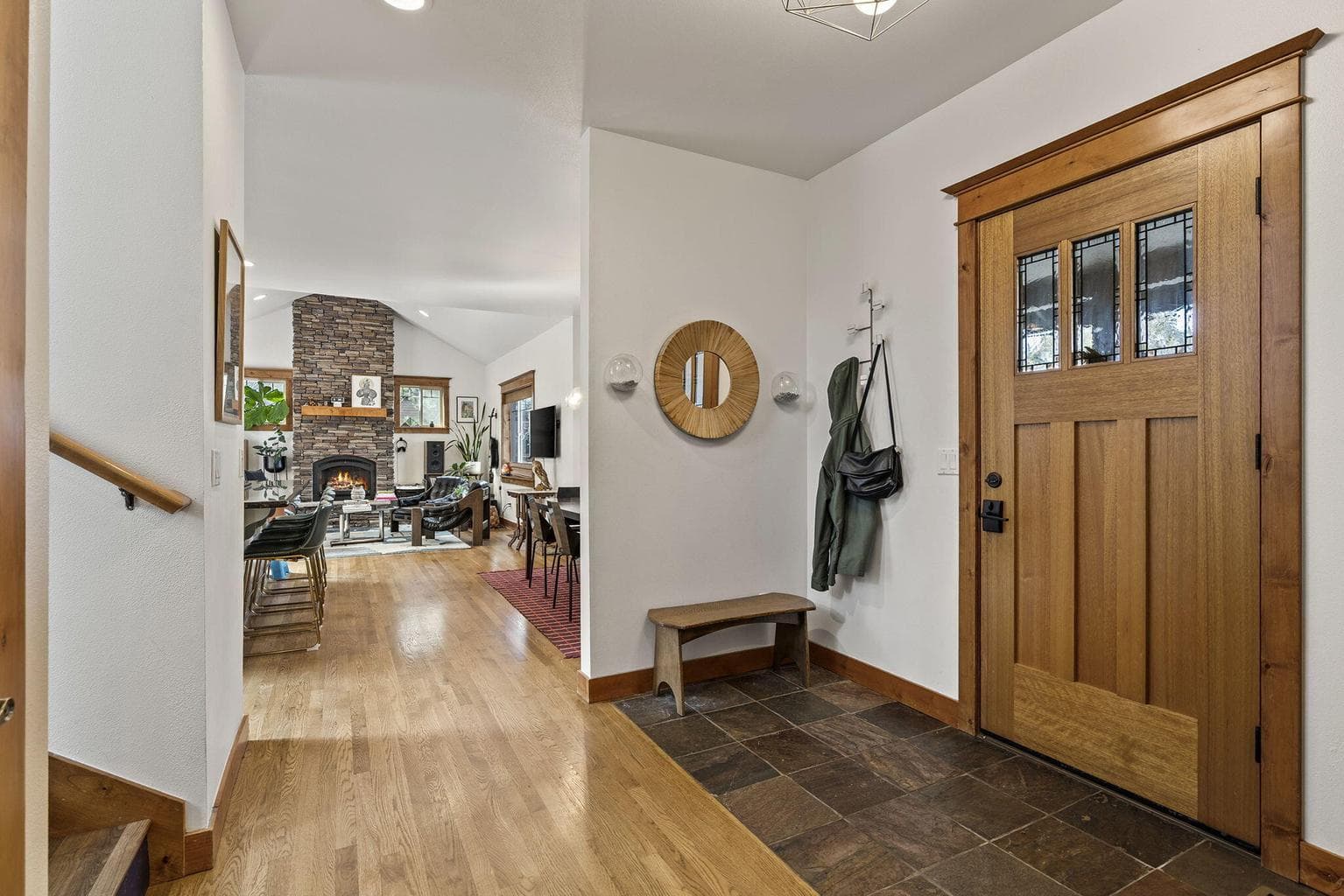 Photo of 2073 Shevlin Crest 3 of 37