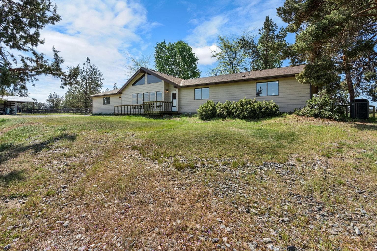Photo of 4050 Highland 5 of 44