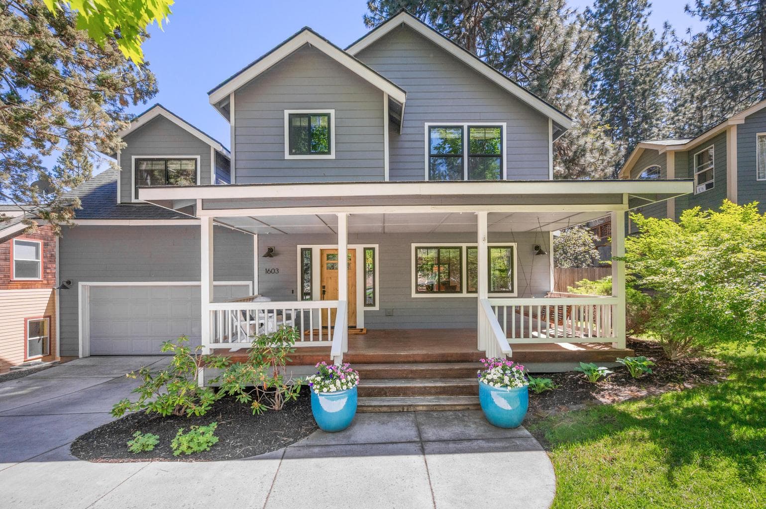 1603 Albany