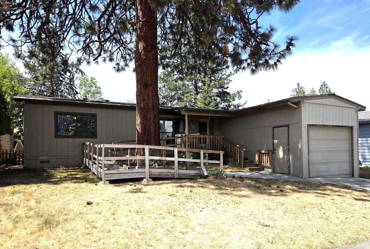 Located in Suntree Village, home has ramp, wide doors if needed.