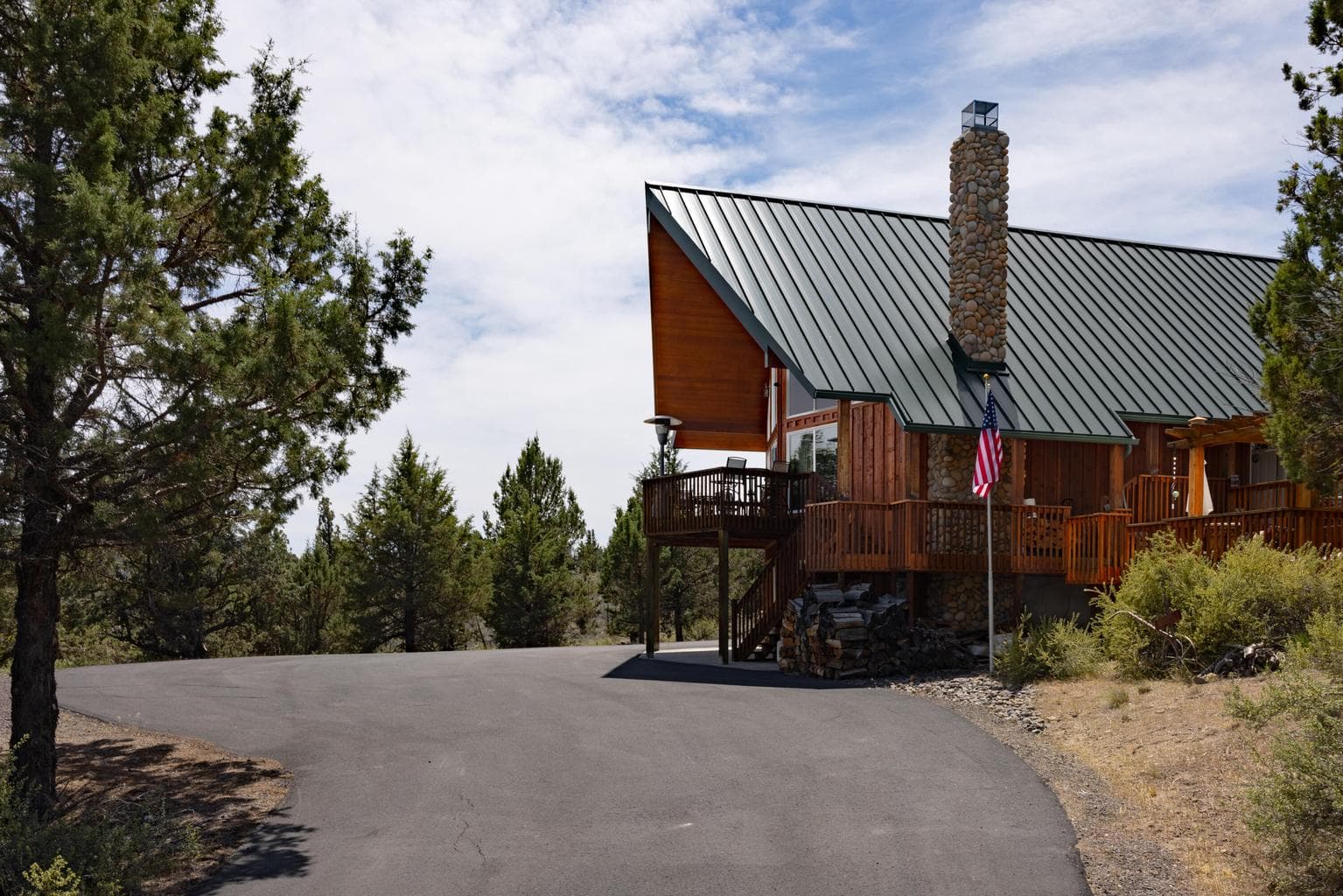 Photo of 15285 Pleasant View 5 of 27