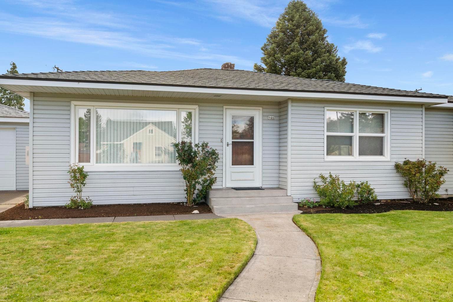 Photo of 946 13th 3 of 48