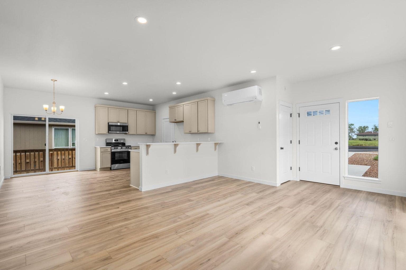 Photo of 508 6th 5 of 21