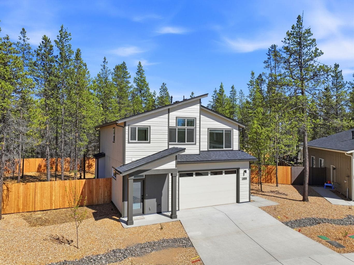 16682 Neil Ct
