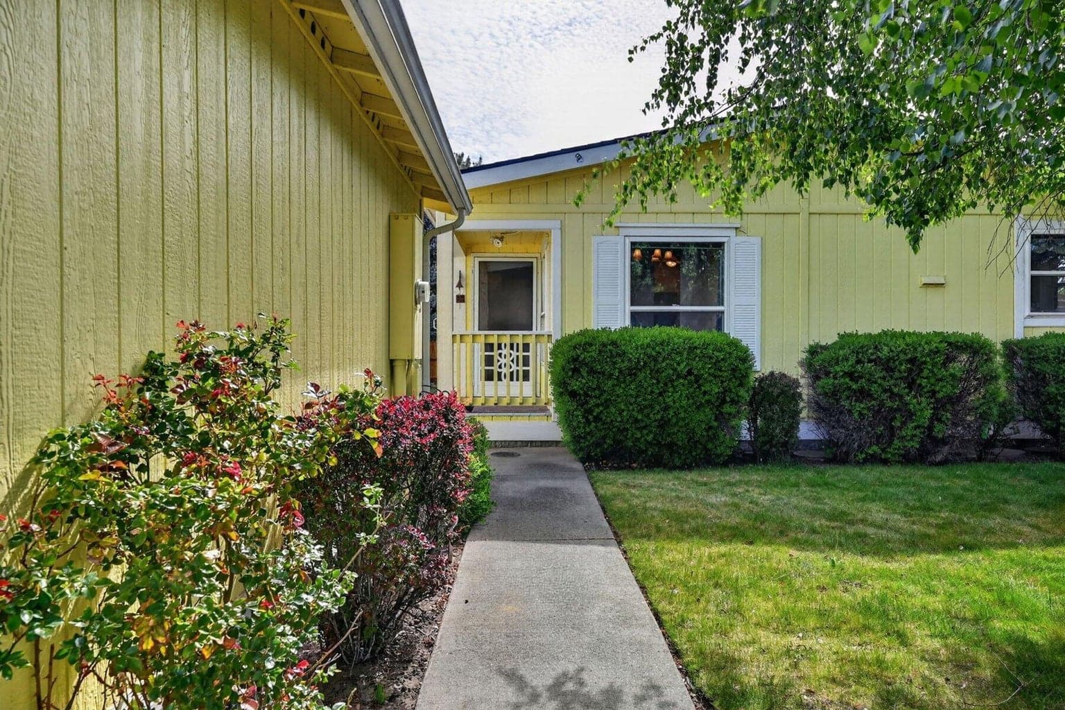 Photo of 826 Shoshone 2 of 38