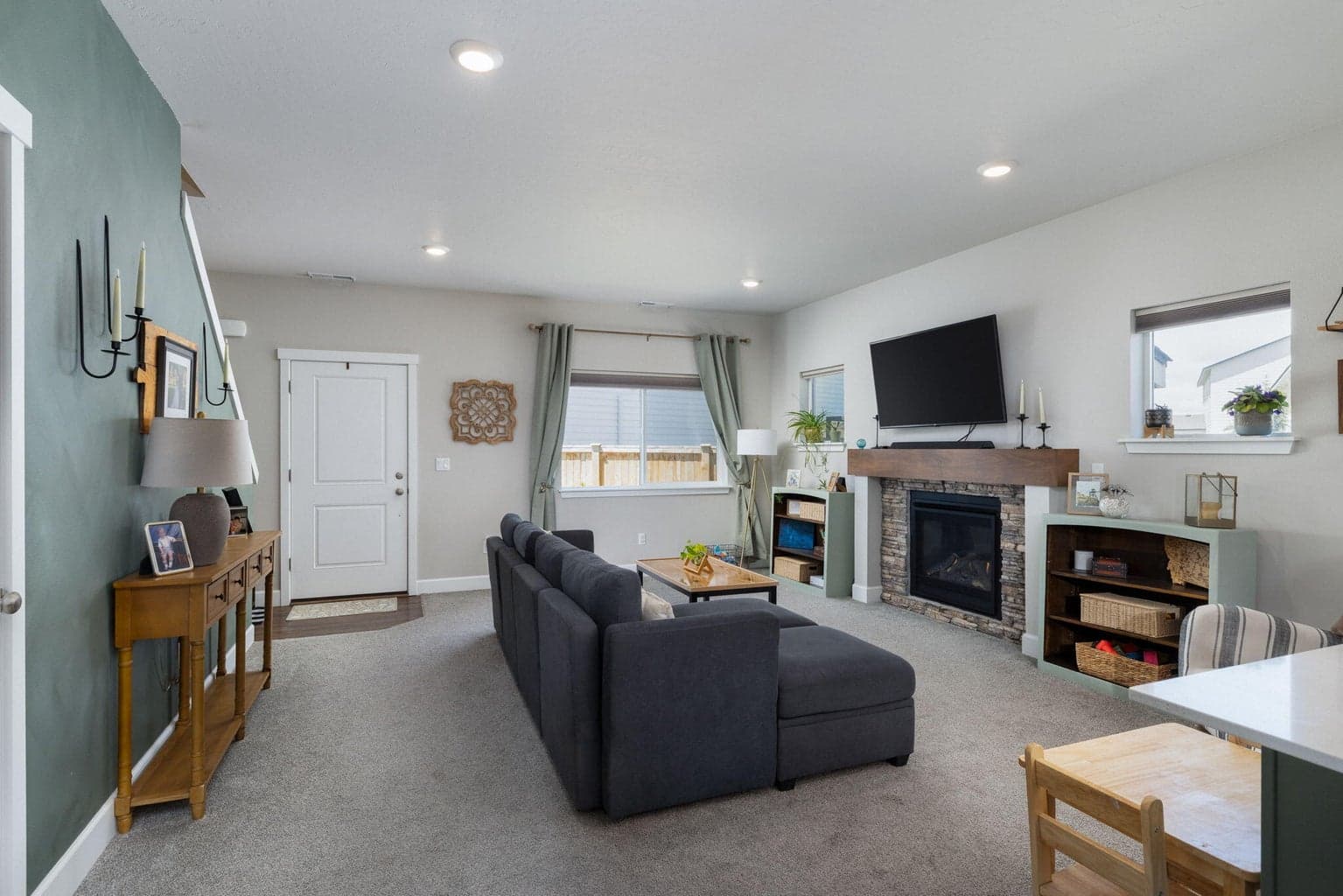 Photo of 3400 11th 2 of 25