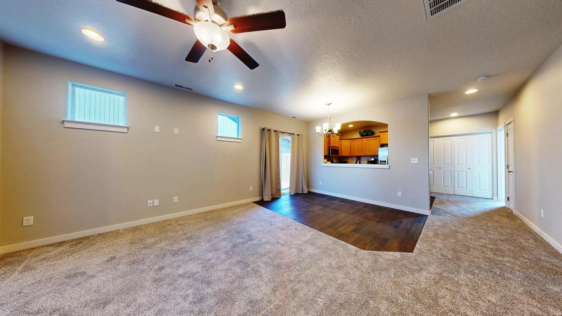 Photo of 2474 Kingwood 3 of 28