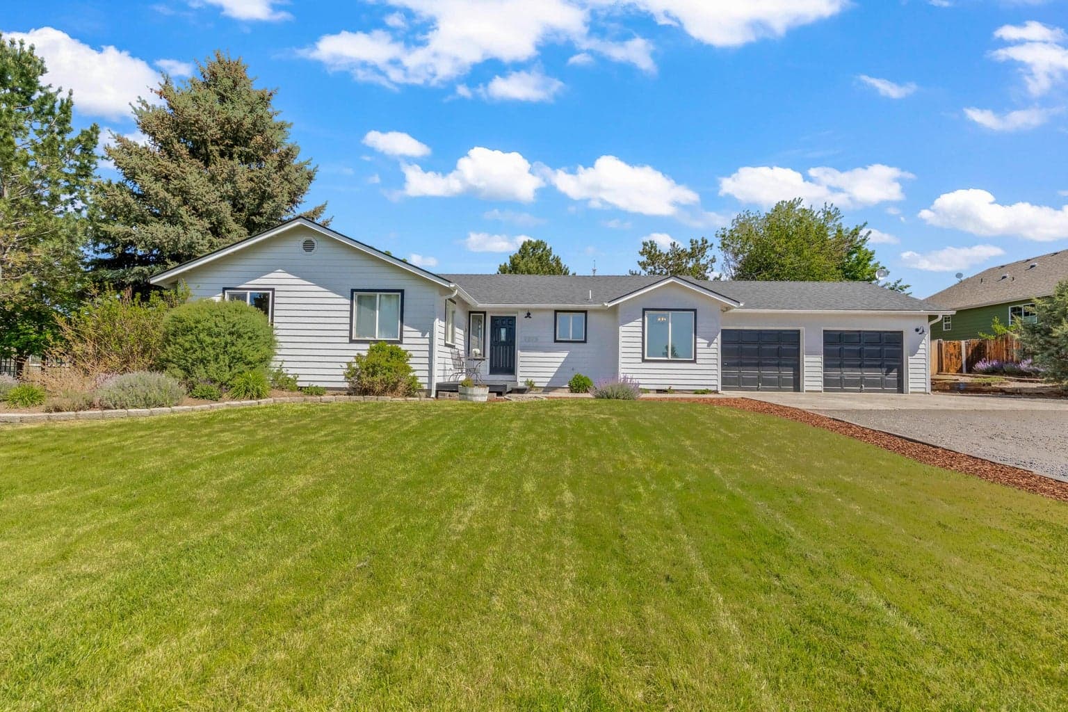 1315 Mountain Ash