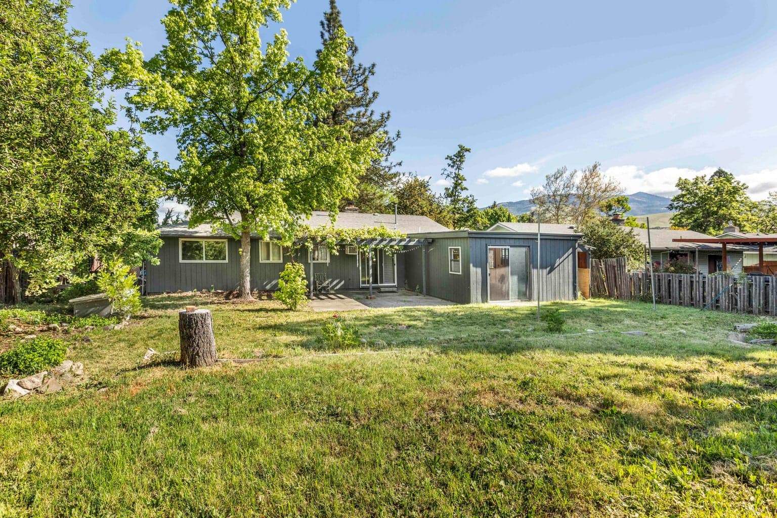 Photo of 374 Cambridge 1 of 34