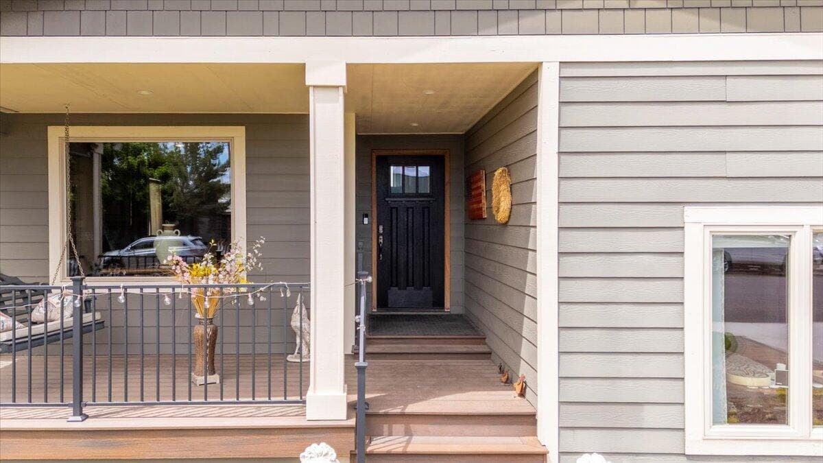 Photo of 1725 Parkway 5 of 63