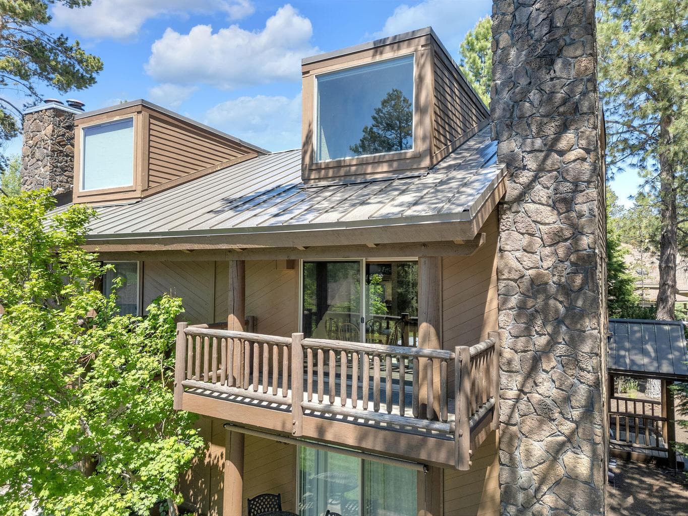 Photo of 17654 Pinnacle 2 of 43