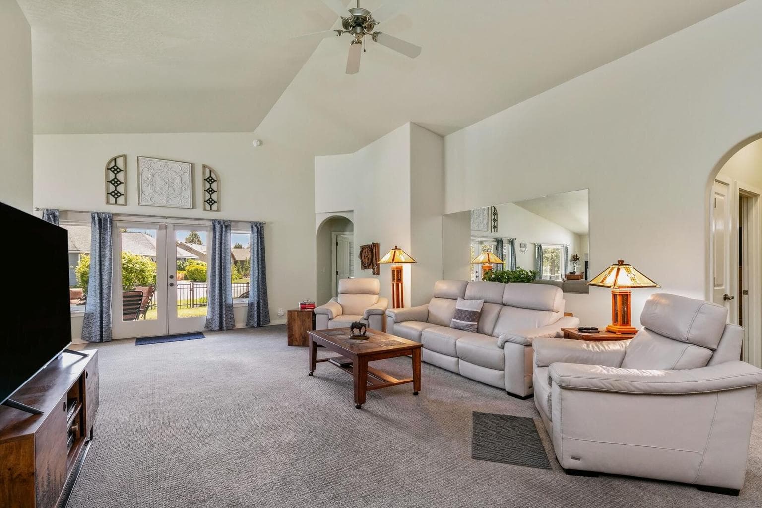 Photo of 4460 Trevino 5 of 26