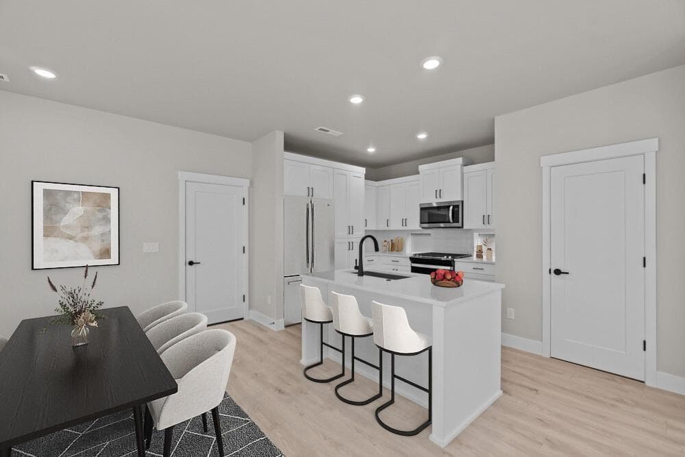 Photo of 3867 Petrosa 3 of 15