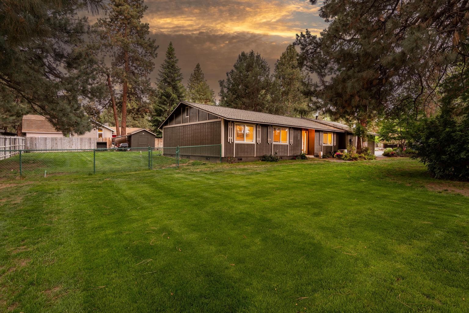 Photo of 21025 Denning 2 of 26