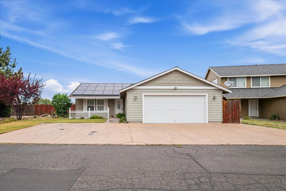 Photo of 512 Ponderosa 2 of 21