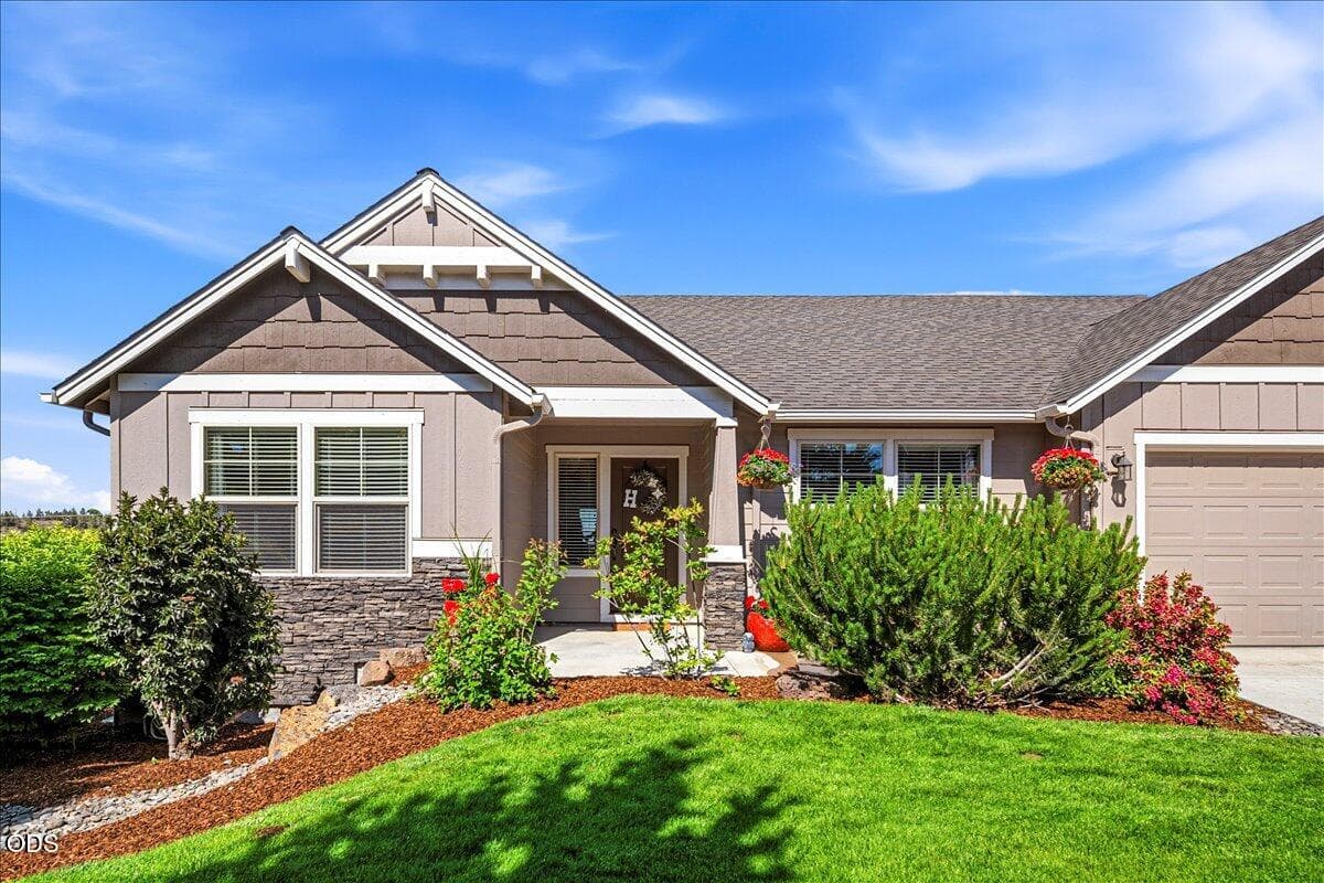 Photo of 9265 12th 3 of 49
