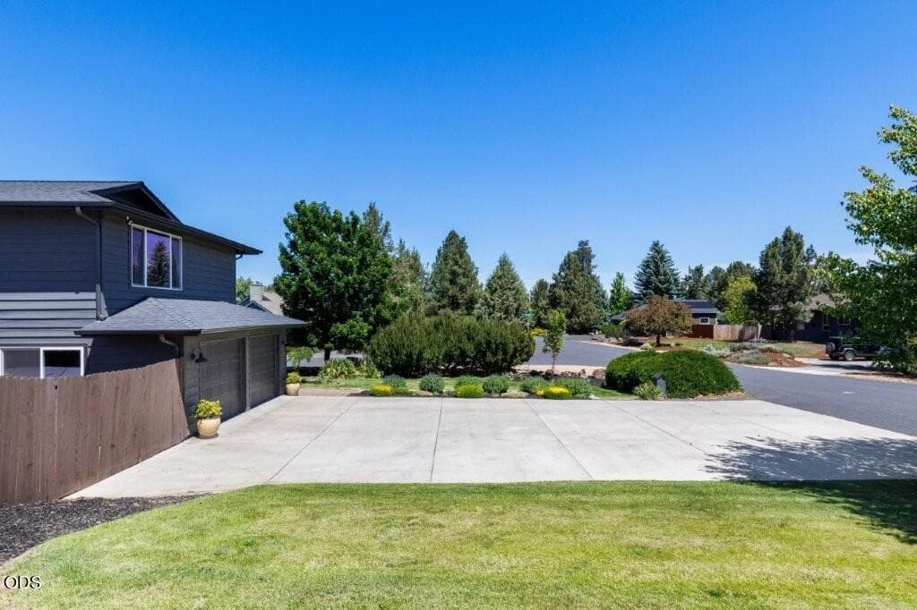 Photo of 61211 Mount Vista 5 of 61