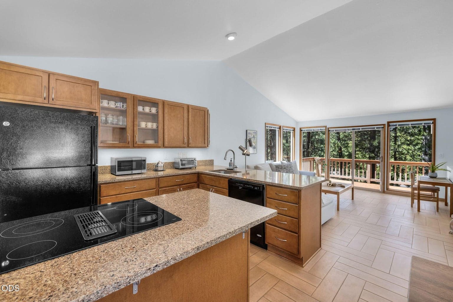 Photo of 57330 Sequoia 3 of 36