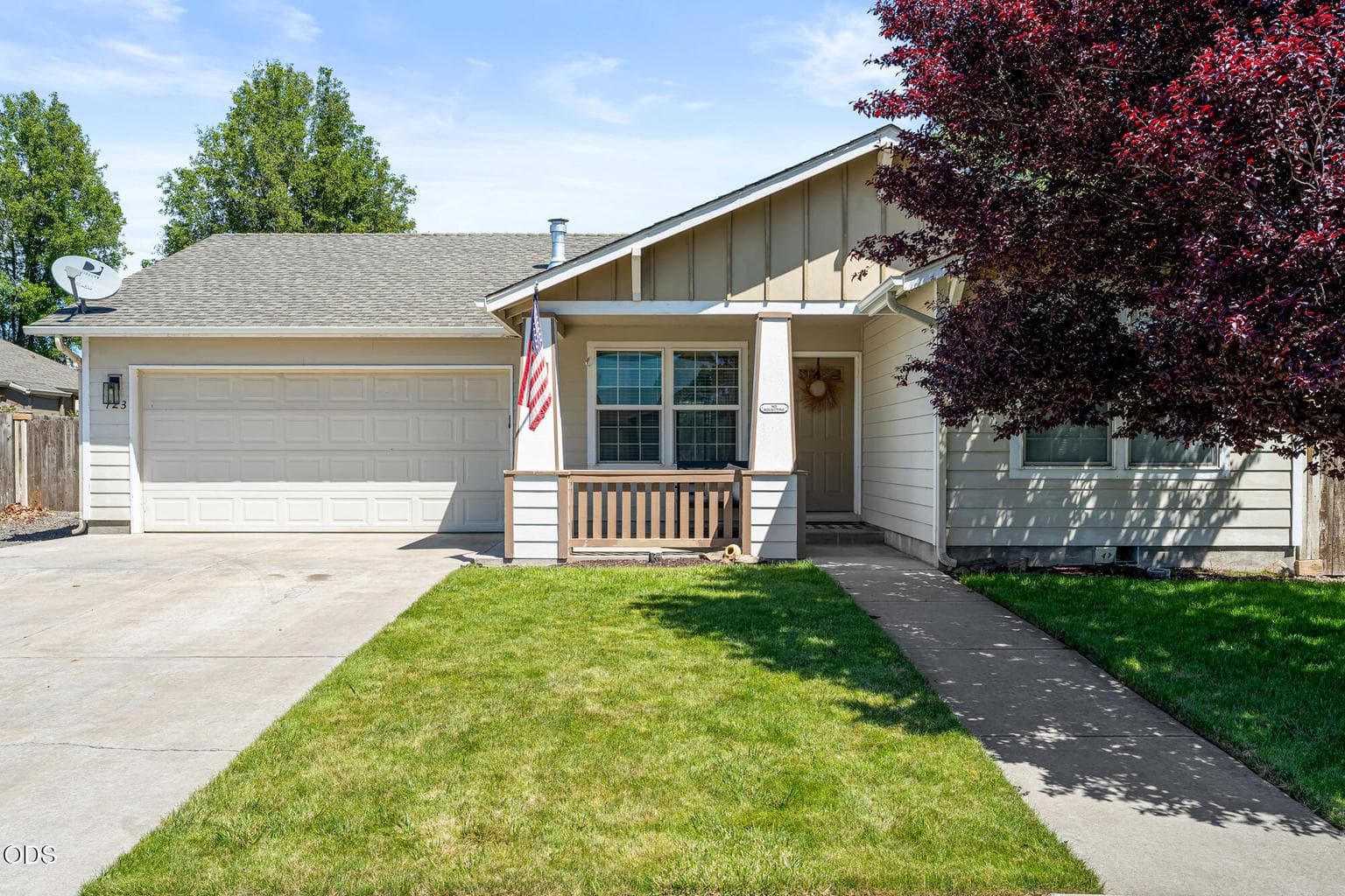 Photo of 723 Stoneridge 2 of 23