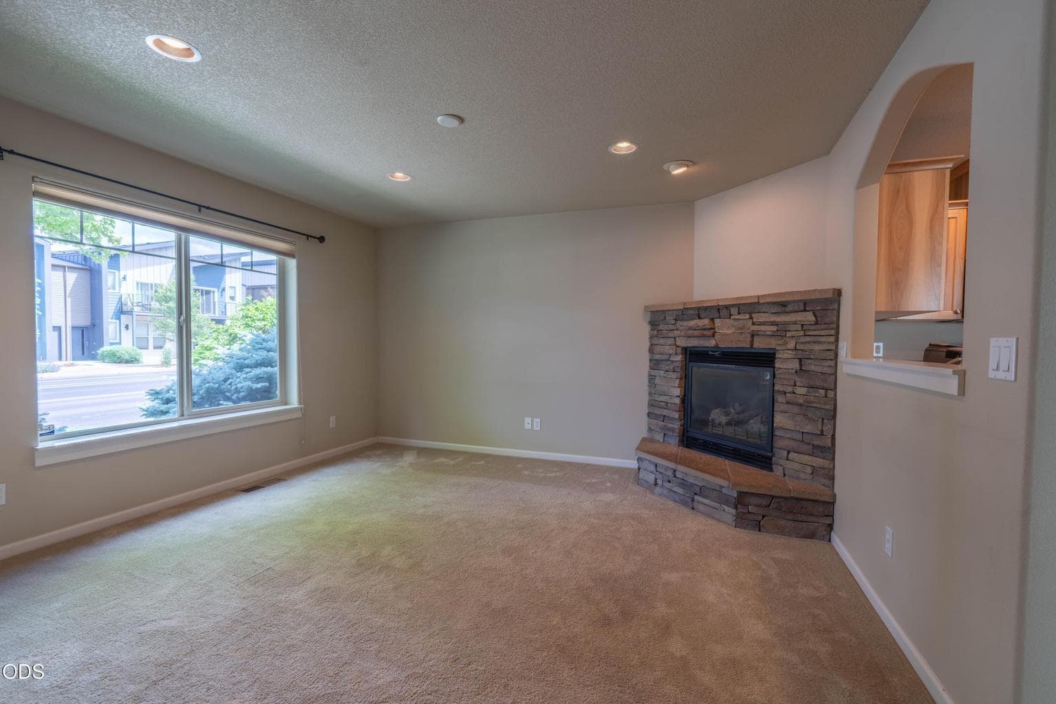 Photo of 417 27th 4 of 21
