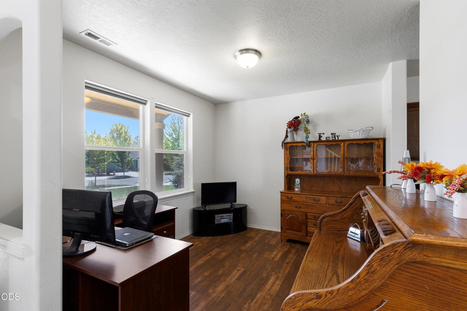 Photo of 21382 Eagle Crossing 5 of 44