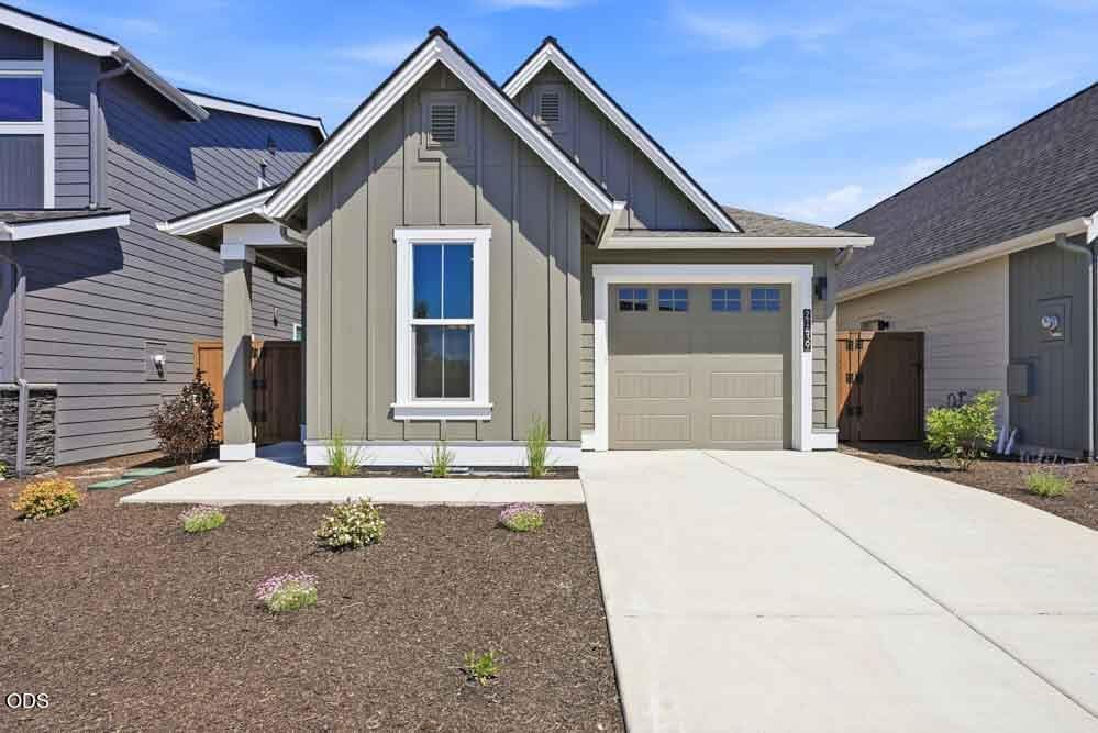 21439 Hayloft