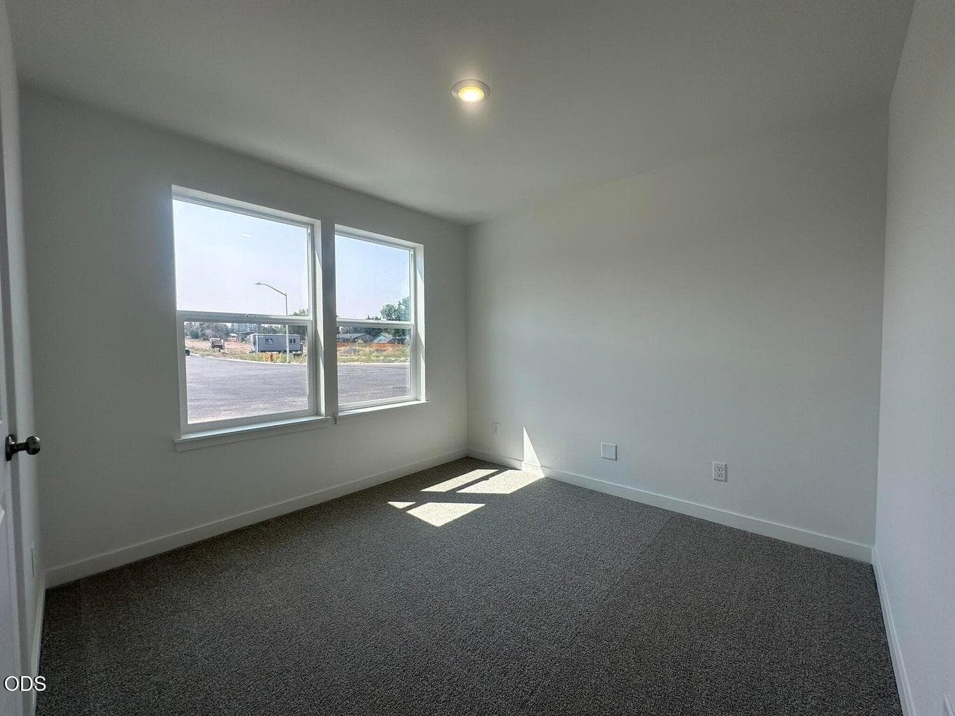Photos of similar model. Actual floor plan and finishes may vary