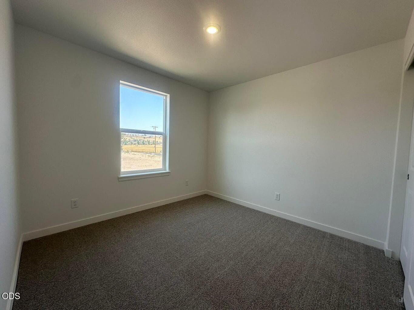 Photos of similar model. Actual floor plan and finishes may vary