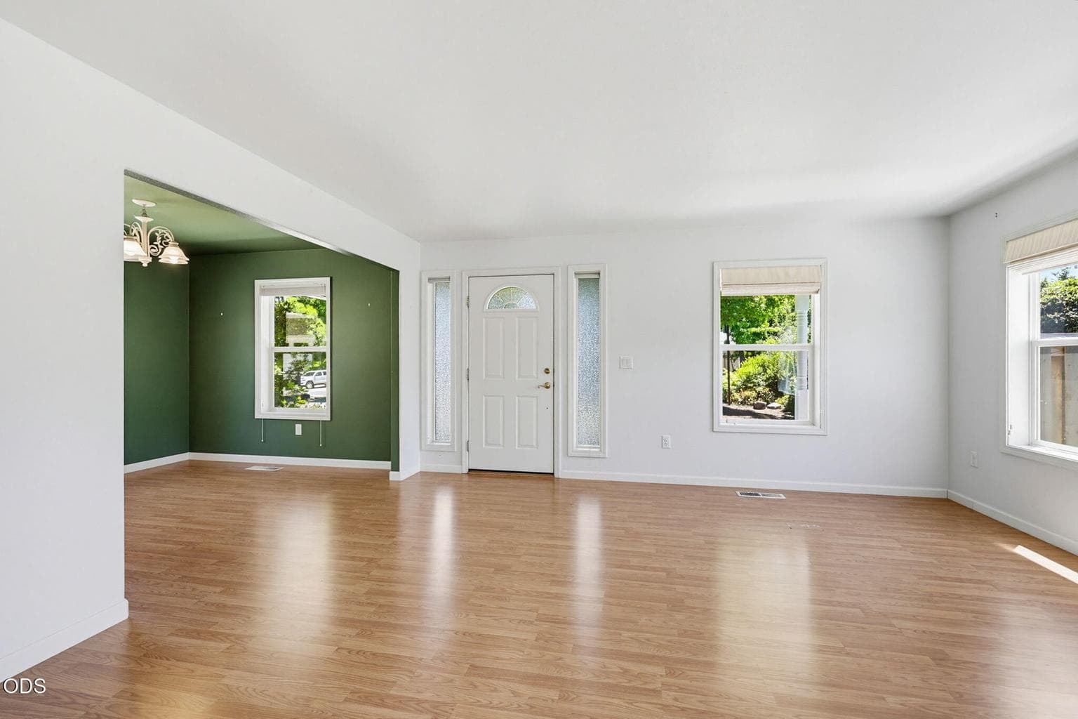 Photo of 772 St Andrews 4 of 37