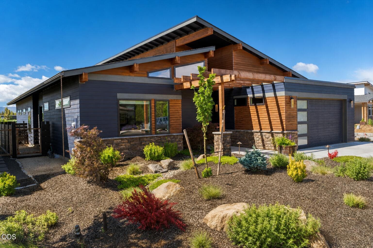 Photo of 471 Diamond Peak 4 of 68