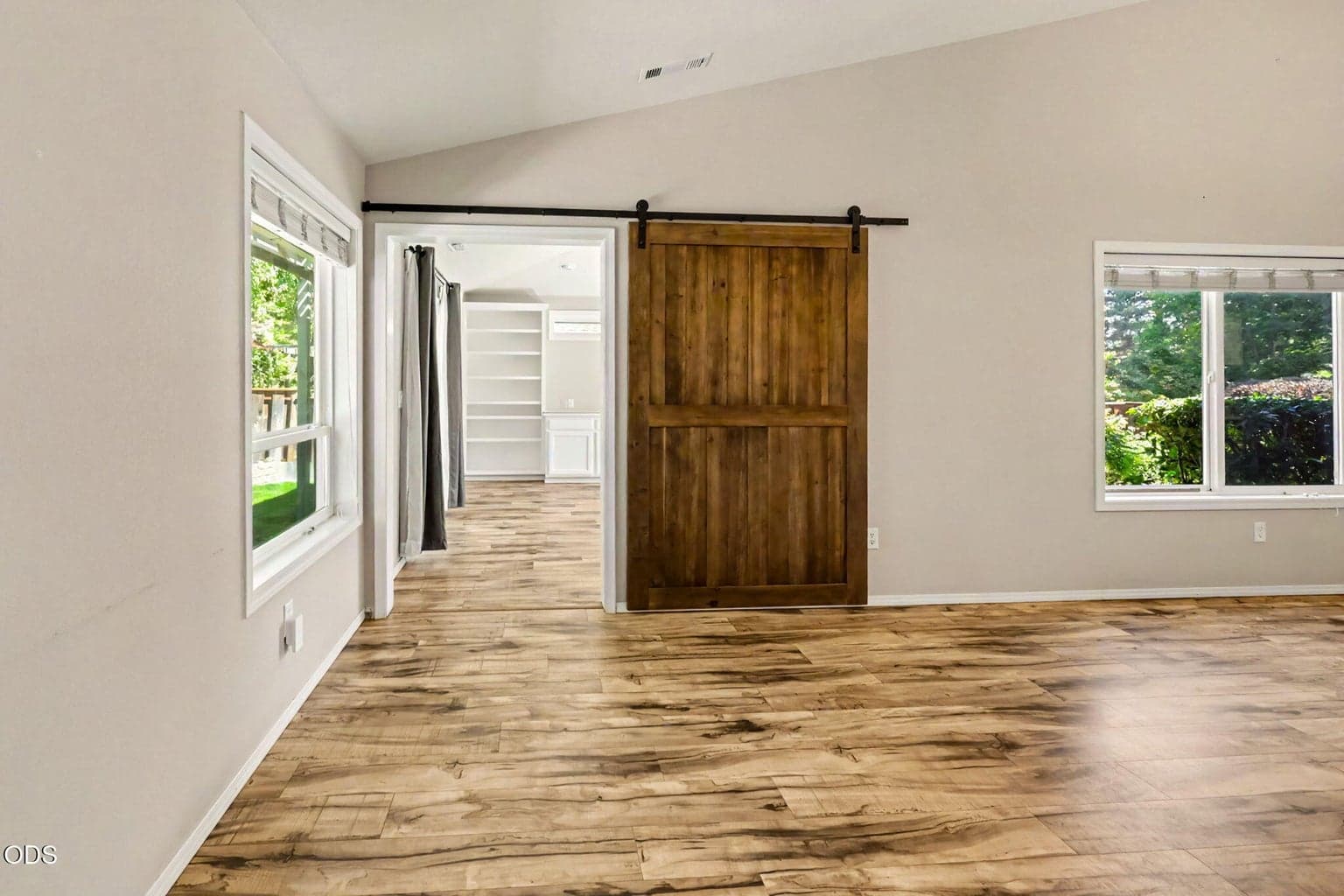 Photo of 935 Cypress Point 6 of 35